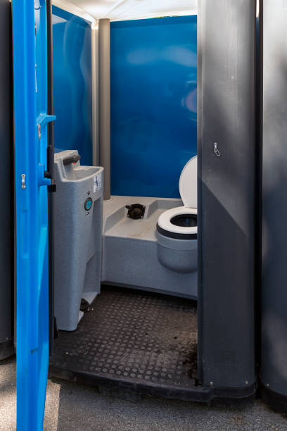 Best Portable toilet rental cost  in Halsey, OR